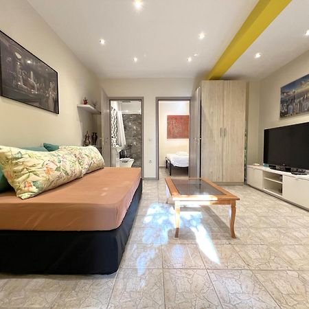 Historic Center Getaway 10'Walk To Acropolis Hill Apartment Atena Exterior foto